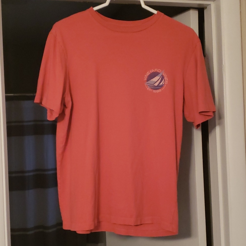 Vineyard Vines Tee Shirt